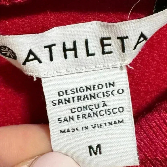 Athleta Coaster Luxe V Neck Red Sweatshirt Size Medium - Picture 4 of 5
